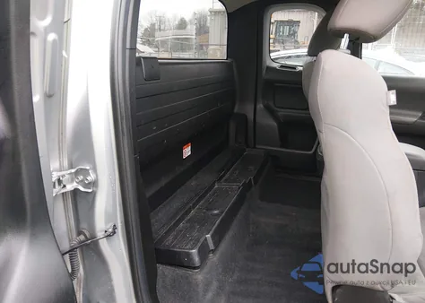 2021 Toyota Tacoma Sr from USA, damaged, VIN 3TYSX5EN4MT008535